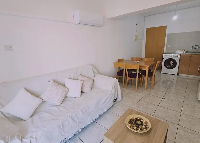 Miracle Apartment Larnaka